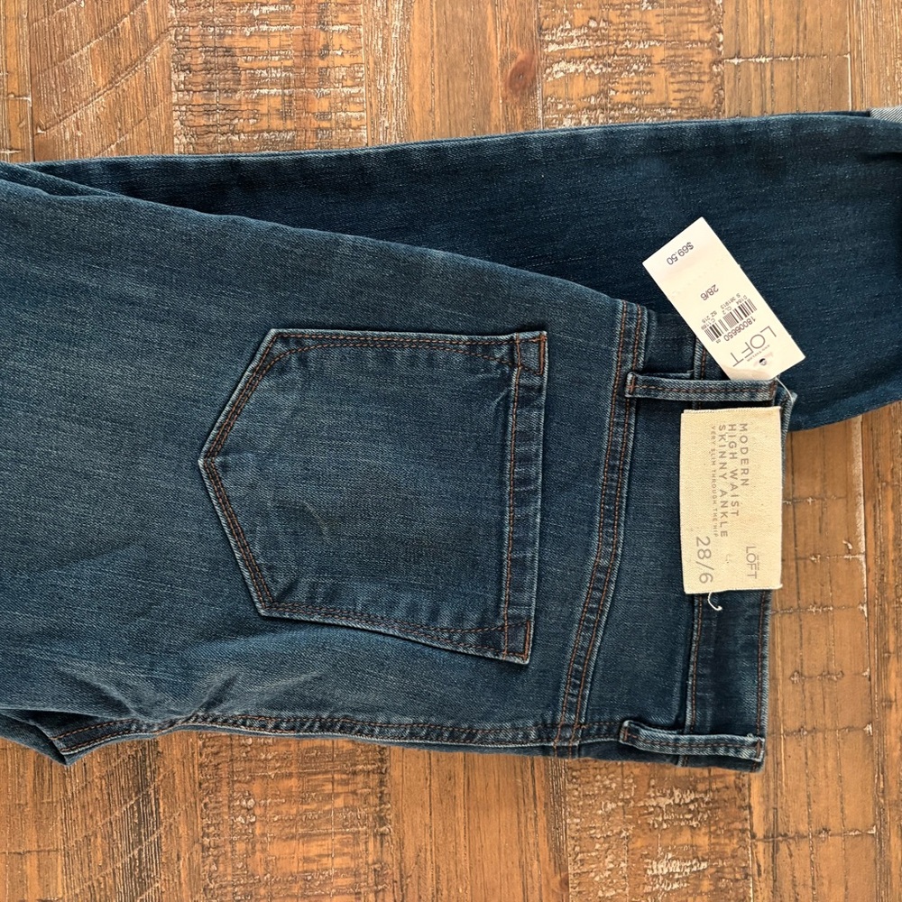 Loft modern high waist skinny ankle NWT size 6
